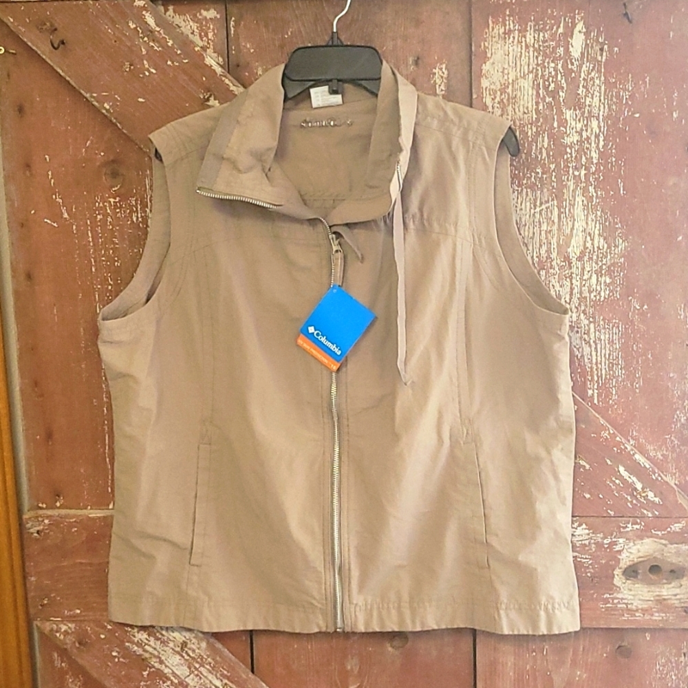 Columbia vest